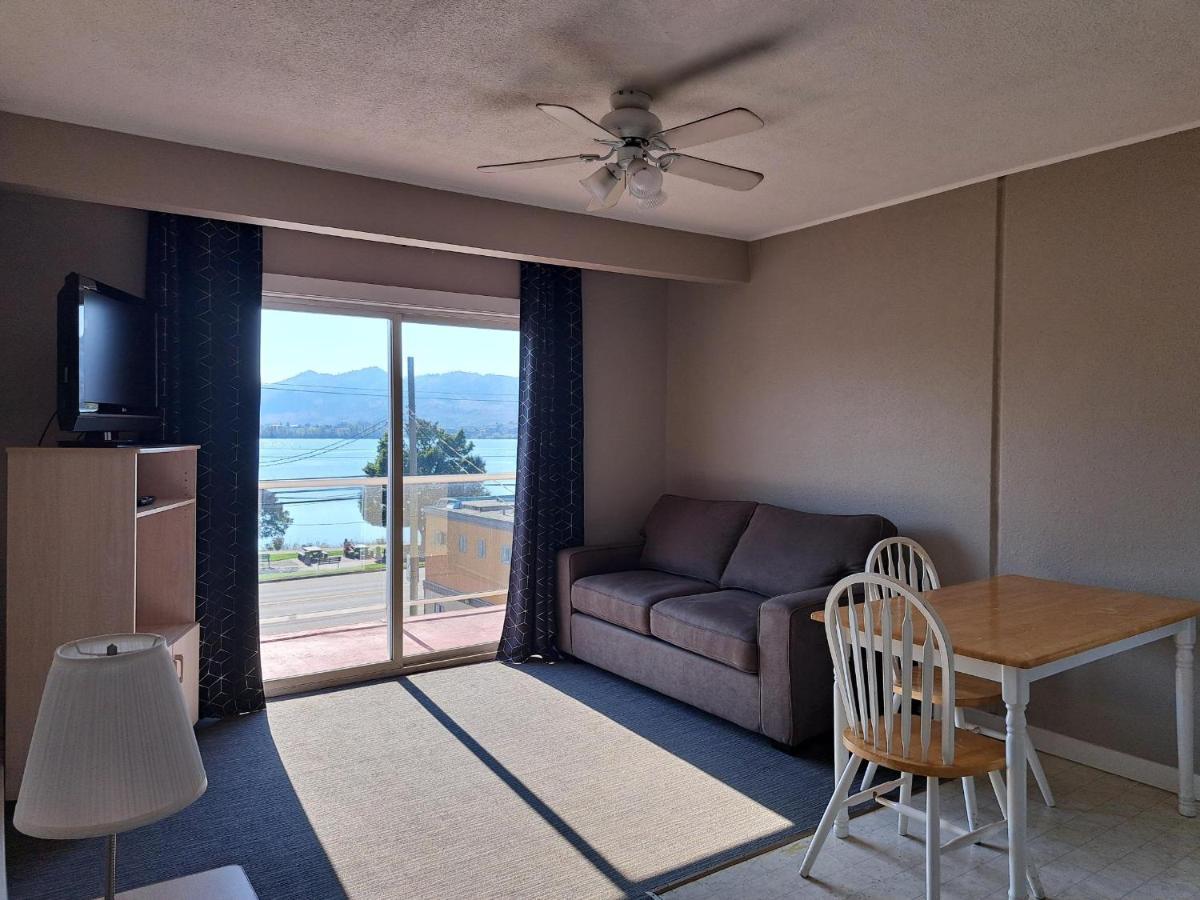 Richter Pass Beach Resort 오소유스 외부 사진