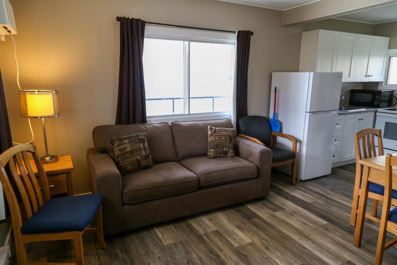 Richter Pass Beach Resort 오소유스 외부 사진